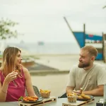 - & Adria Szálloda 4*