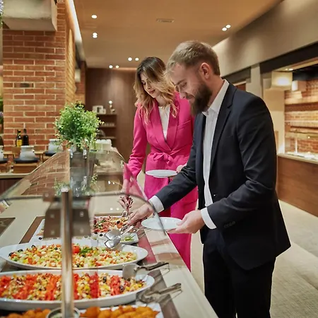 - & Adria Hotel Ankaran