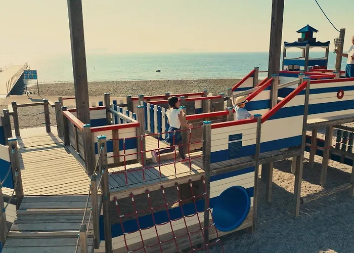 - Hotel&resort Adria